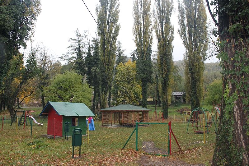 Datoteka:Bistra-park2.jpg