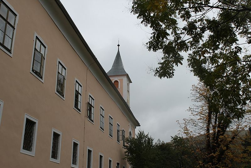 Datoteka:Bistra-zidskapelicom.jpg